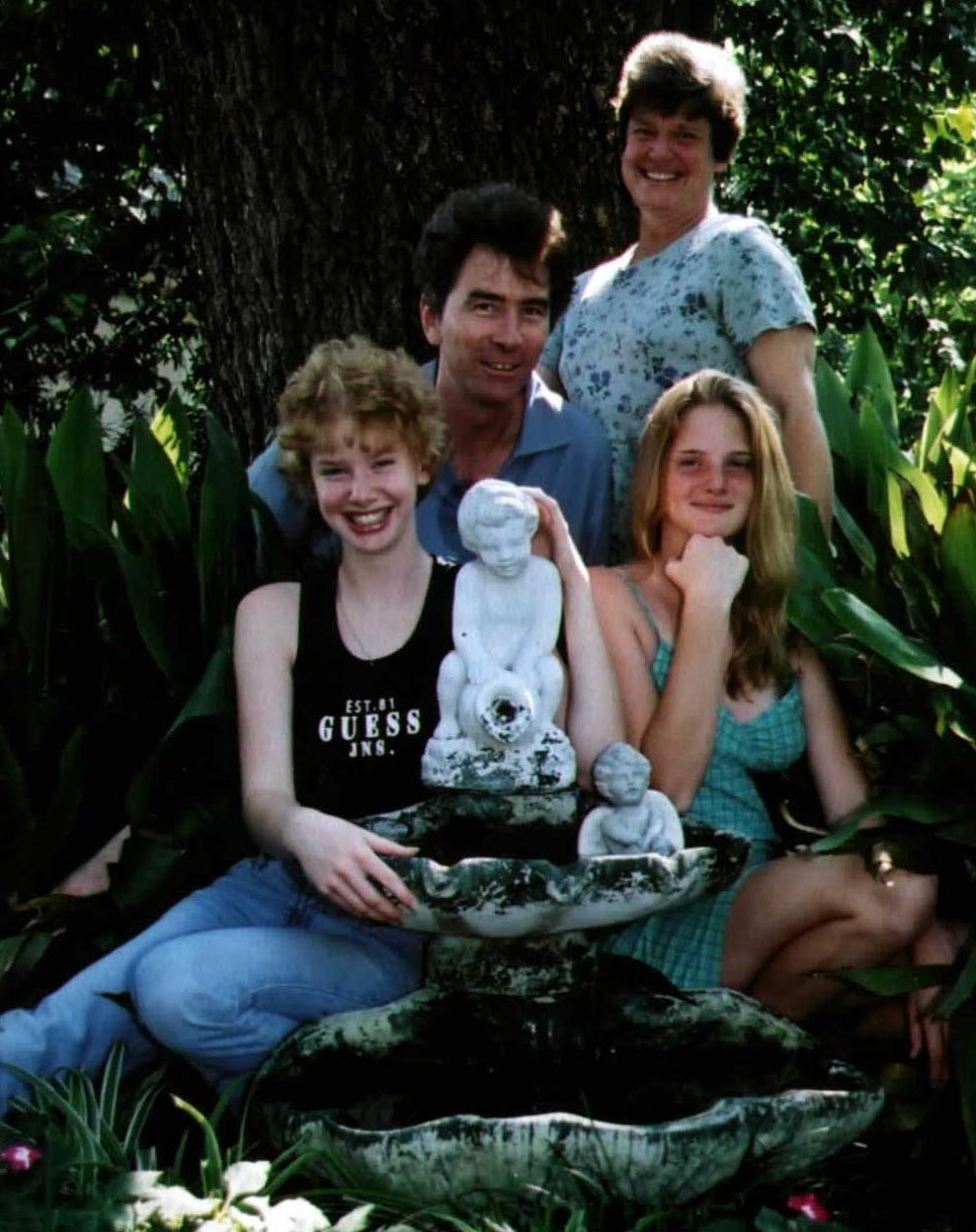 familycropped.jpg
